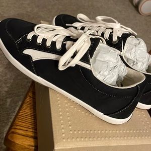 Taos shooting star black/white sneakers